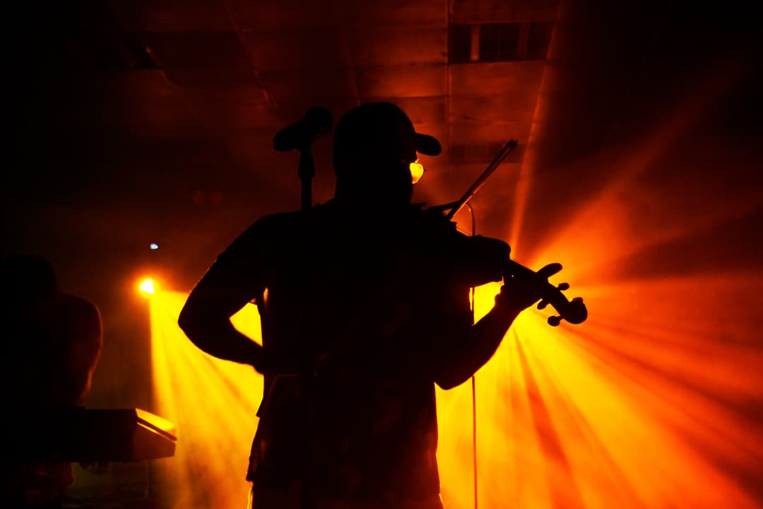 eca9f069-59c0-4bb3-bdf3-12421e97db95