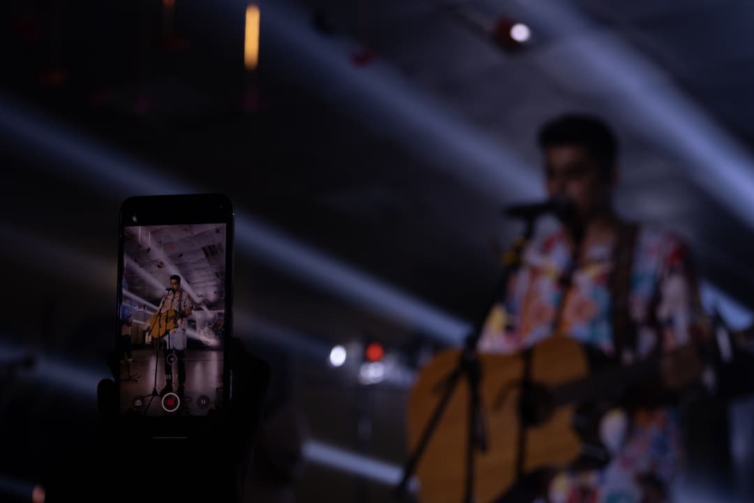 c4147e9b-dd73-40ce-852f-d2dbe9794880